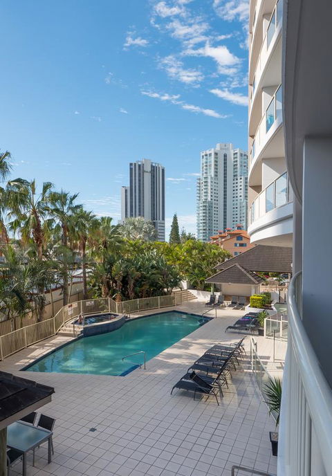 Broadbeach Savannah Resort - Accommodation Australia 3