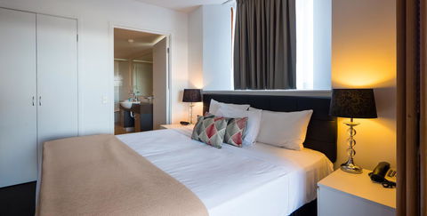 Broadbeach Savannah Resort - Accommodation Australia 38