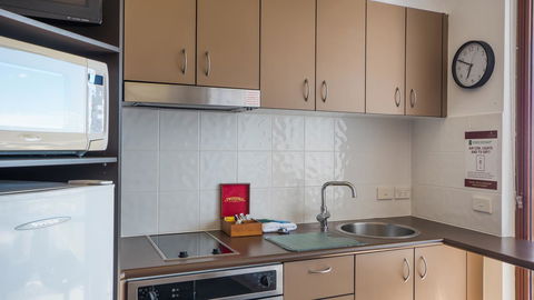 Broadbeach Savannah Resort - Accommodation Australia 41