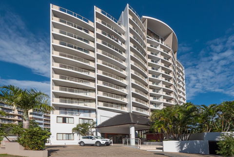 Broadbeach Savannah Resort - Accommodation Australia 0
