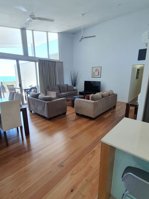 Azure Sea Whitsunday Resort - Accommodation Australia 21