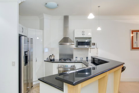 MacArthur Chambers - Accommodation Australia 2