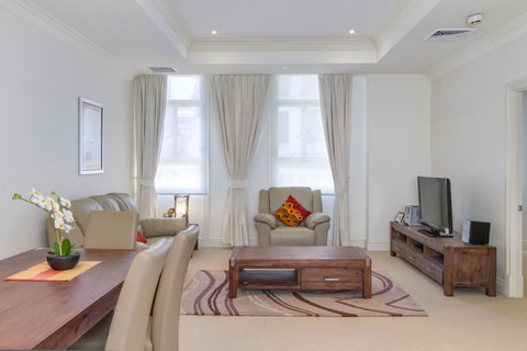 MacArthur Chambers - Accommodation Australia 21