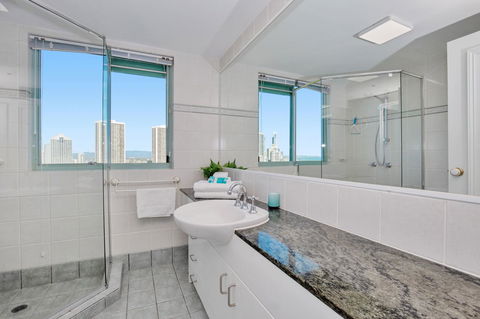 The Waterford On Main Beach - Accommodation Australia 27