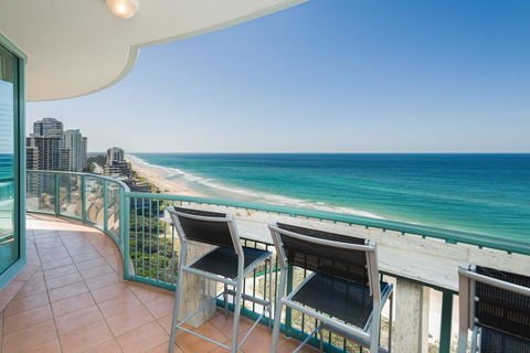 The Waterford On Main Beach - Accommodation Australia 12