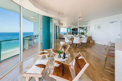 The Waterford On Main Beach - Accommodation Australia 6