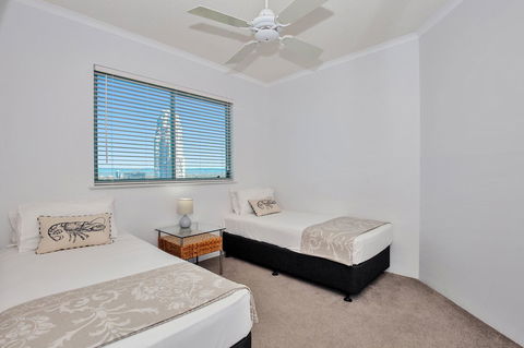 The Waterford On Main Beach - Accommodation Australia 28