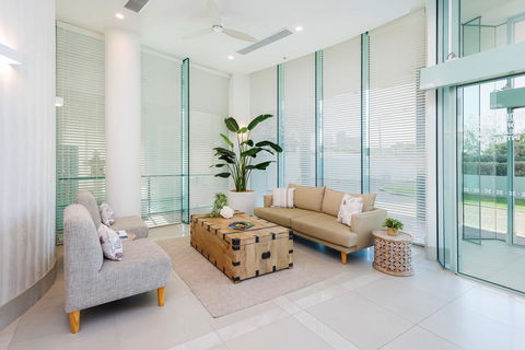 The Waterford On Main Beach - Accommodation Australia 14
