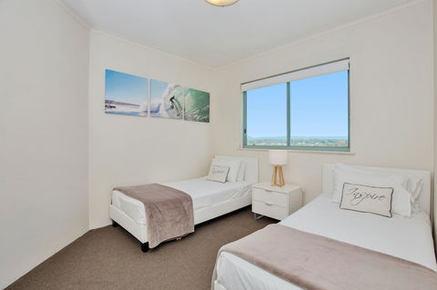 The Waterford On Main Beach - Accommodation Australia 19