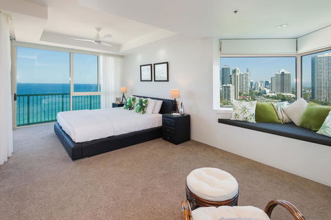 The Waterford On Main Beach - Accommodation Australia 4
