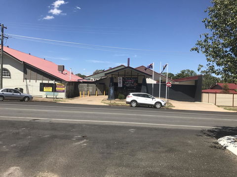 Nanango Star Motel - Bed n Breakfasts 28