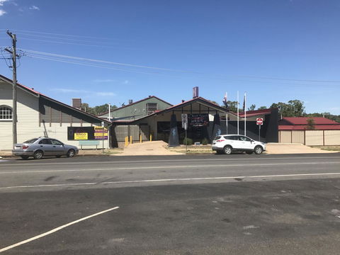 Nanango Star Motel - Bed n Breakfasts 27