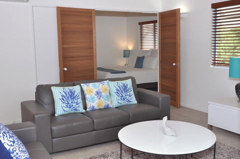Rimini Holiday Apartments - Australia Shopping 38