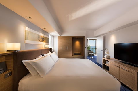 Sofitel Gold Coast Broadbeach - Accommodation Australia 5