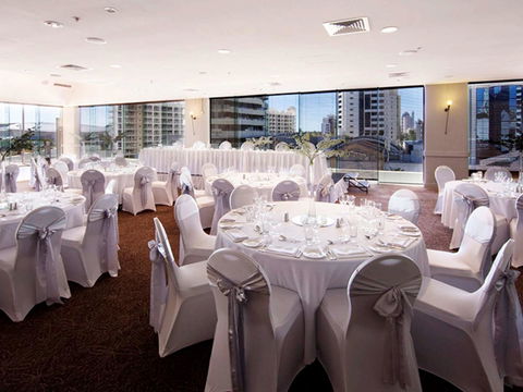 Sofitel Gold Coast Broadbeach - Accommodation Australia 36