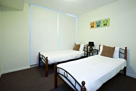 Lanai Riverside Apartments - Accommodation Australia 5