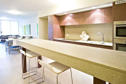 Lanai Riverside Apartments - Accommodation Australia 21