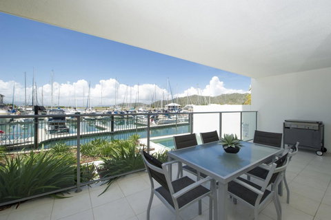 Blue On Blue Apartment 914 - Accommodation Australia 4