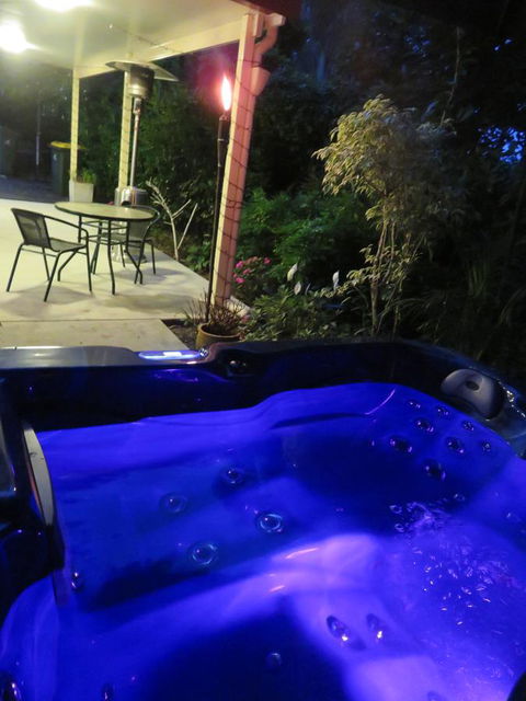 Shasta Place - Accommodation Australia 7