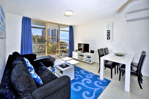 Surf Dance Apartments - Australia Shopping 22