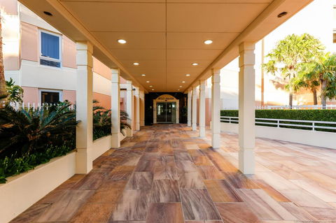 Belle Maison Apartments - Official - Accommodation Australia 22