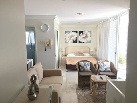 Santa Anne By The Sea - Accommodation Australia 13