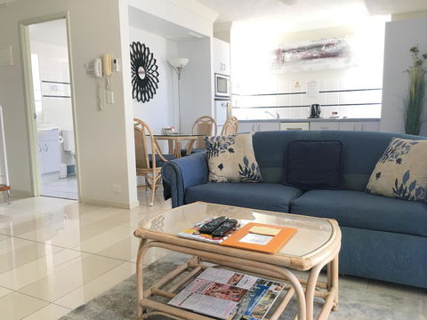 Santa Anne By The Sea - Accommodation Australia 9