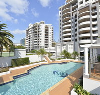 The Oasis Apartments - Local Tourism