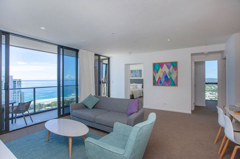 High Floor Ocean View Suites Broadbeach - Accommodation Australia 2