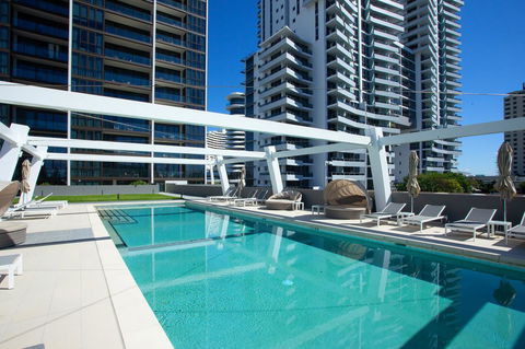 High Floor Ocean View Suites Broadbeach - Accommodation Australia 29