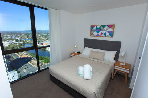 High Floor Ocean View Suites Broadbeach - Accommodation Australia 22