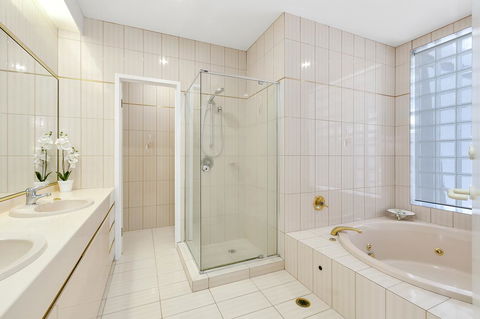 Havana Blue - Large 4 Bedroom Family Home - Accommodation Australia 14