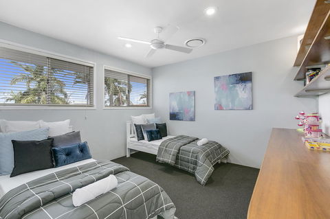 Havana Blue - Large 4 Bedroom Family Home - Accommodation Australia 17