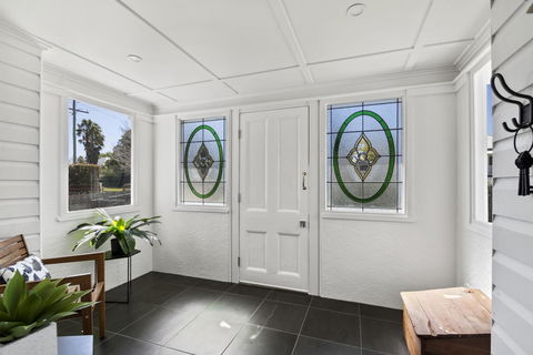 The Lighthouse - Accommodation Australia 17