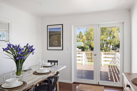 The Lighthouse - Accommodation Australia 9