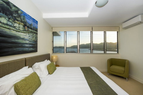 1 Bright Point Apartment 4201 - Accommodation Australia 7