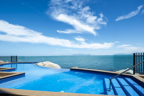 1 Bright Point Apartment 4201 - Accommodation Australia 1