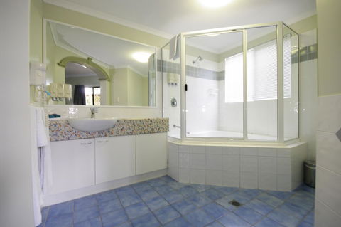 Mackay Resort Motel - Accommodation Australia 13