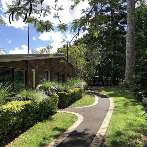 Montville Holiday Apartments - Bed n Breakfasts 2