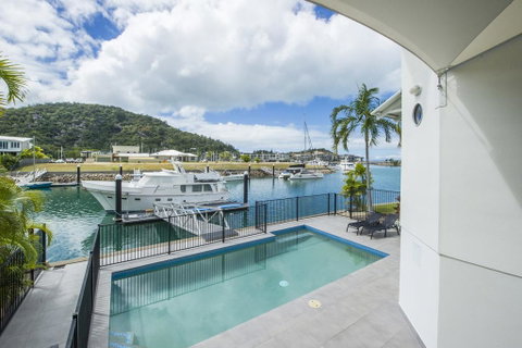 Waters Edge Townhouse 2 - Accommodation Australia 2