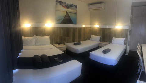 Wattle Tree Motel - Local Tourism 3