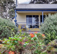 Waverley House Cottages - Accommodation Australia