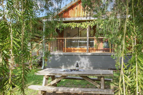 Way Out Wandi - Accommodation Australia 0
