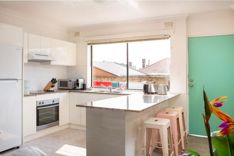 Welcome To Wonderland! In The Heart Of Strathfield - Local Tourism 2