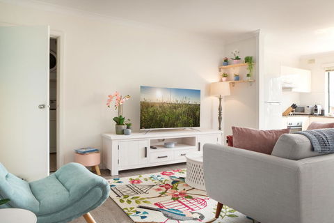 Welcome To Wonderland! In The Heart Of Strathfield - Local Tourism 1