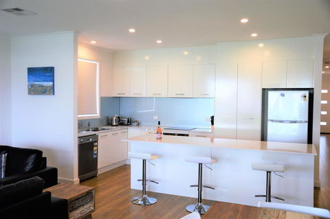 Western Breeze - Accommodation Australia 0