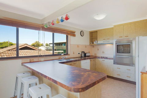 Williams Wonder - Large Beach House - Accommodation Australia 2