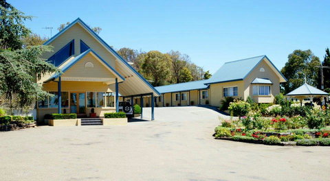 Willows Motel - Local Tourism 3