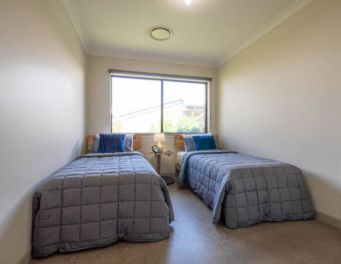 Wilson Ave Unit 2, 13 Wilson Ave - Accommodation Australia 2