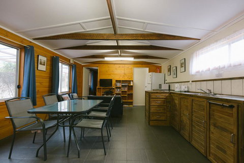 Wonboyn Cabins - Bed n Breakfasts 0